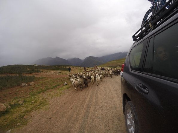 kayak-bike-tour-overnight-in-sacred-valley-including-machu-picchu-from-cusco