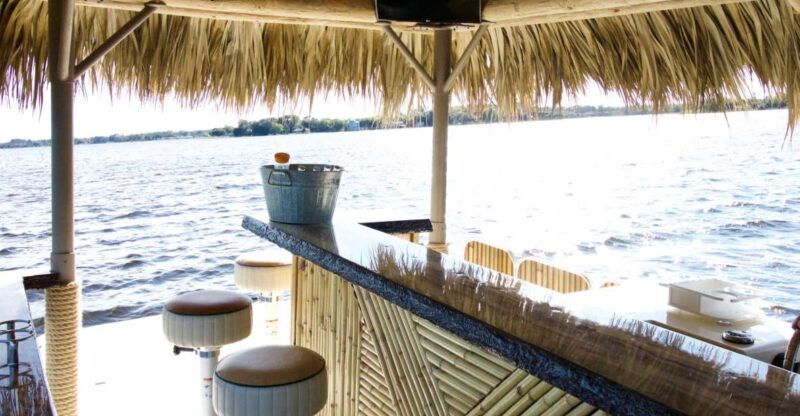 key-west-private-tiki-bar-party-boat-mini-sandbar