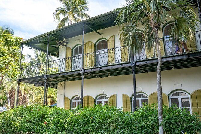 key-west-walking-tour-with-glass-bottom-boat-cruise