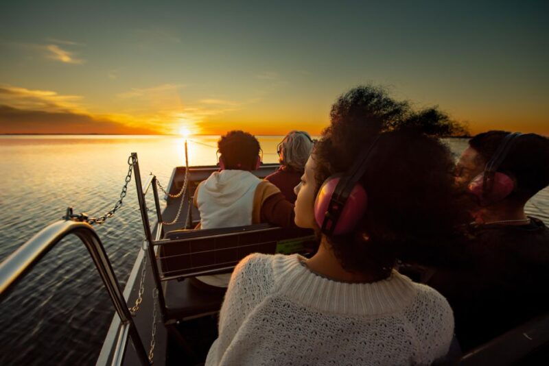 kissimmee-boggy-creek-sunset-airboat-tour