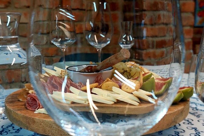 kutaisi-uncorked-wine-tasting-at-a-local-family-home