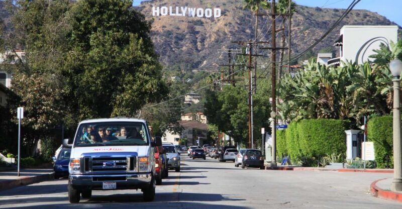 la-hop-on-hop-off-audio-guide-celebrity-homes-package