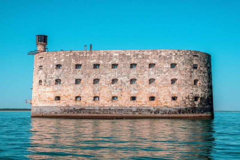 la-rochelle-boat-trip-to-fort-boyard-2h00