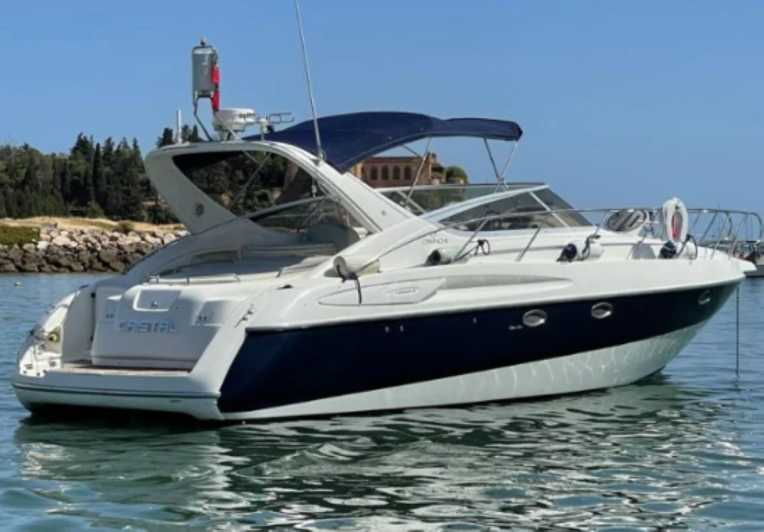 lagos-luxury-private-yacht-charter-with-drinks-and-snacks