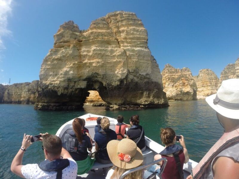 lagos-private-boat-cruise-to-ponta-da-piedade