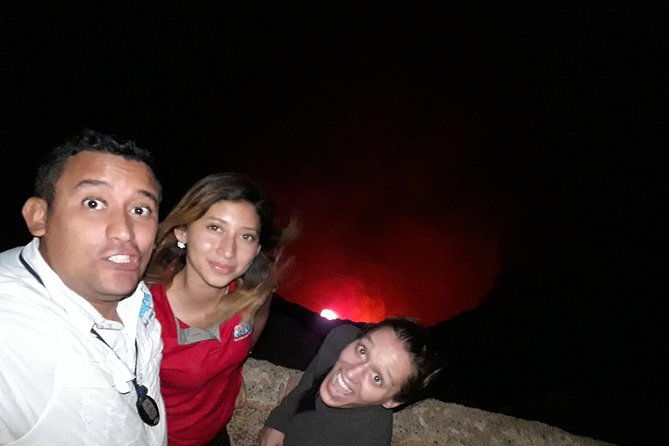 laguna-de-apoyo-day-pass-plus-masaya-volcano-night-tour