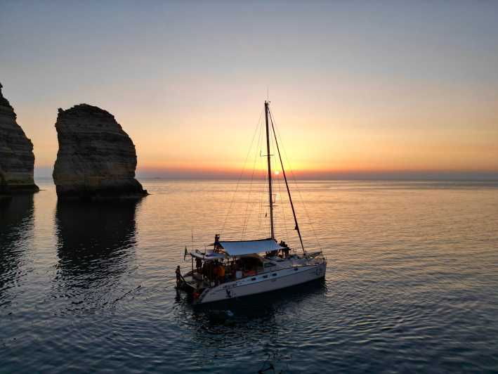 lampedusa-dolphin-watching-with-aperitif-at-sunset
