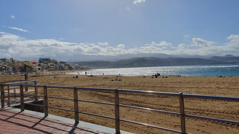 las-palmas-beach-promenade-self-guided-walk
