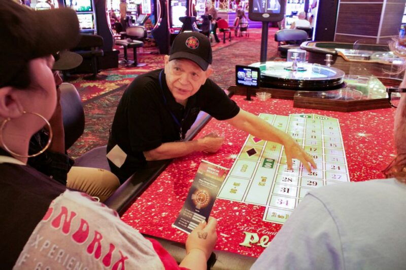 las-vegas-casino-gambling-class-at-the-plaza-hotel-casino