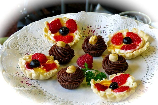 learn-to-bake-tea-room-delicacies