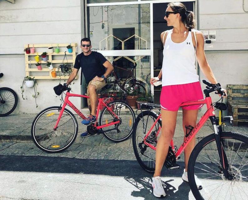 lecce-bike-rental-city-trekking-e-bikes