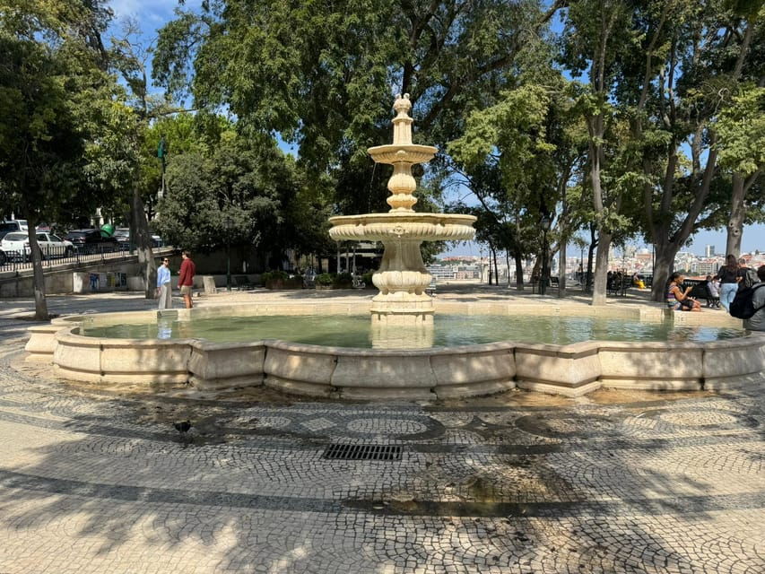 lisbon-four-hours-eco-tuk-tours