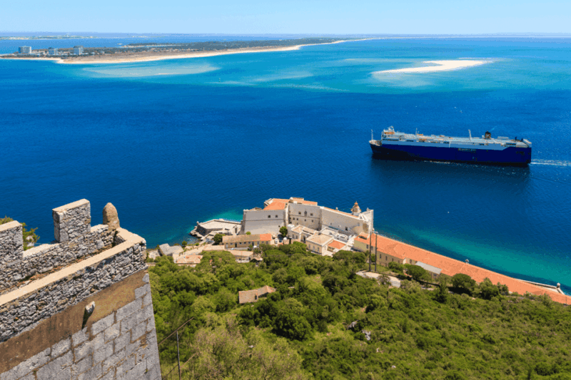 lisbon-setubal-arrabida-natural-park-sesimbra-day-trip