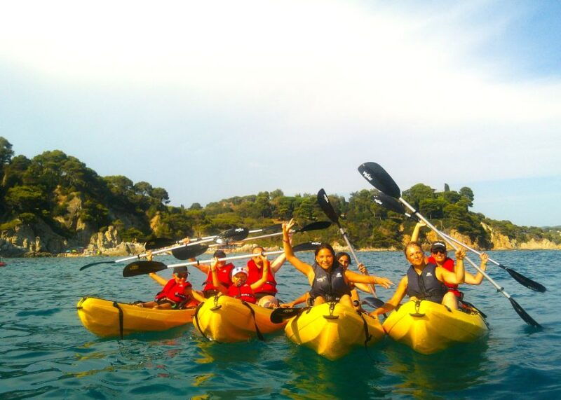 lloret-de-mar-costa-brava-kayak-tour-and-swimming