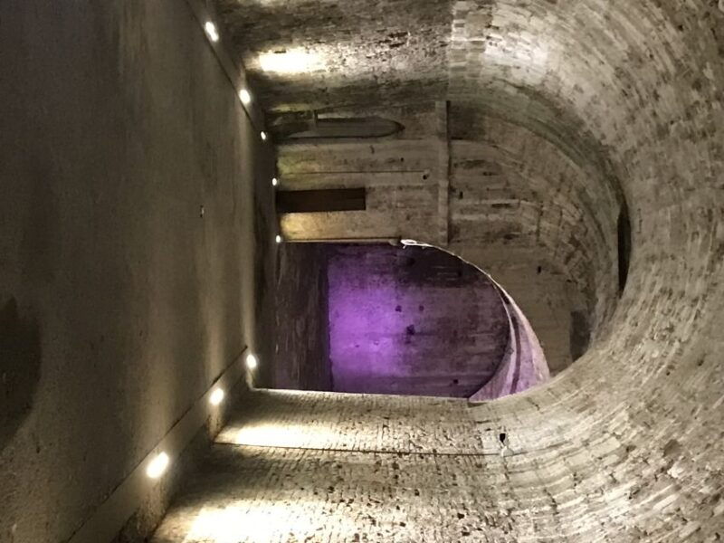 lucca-guided-city-by-night-walking-tour