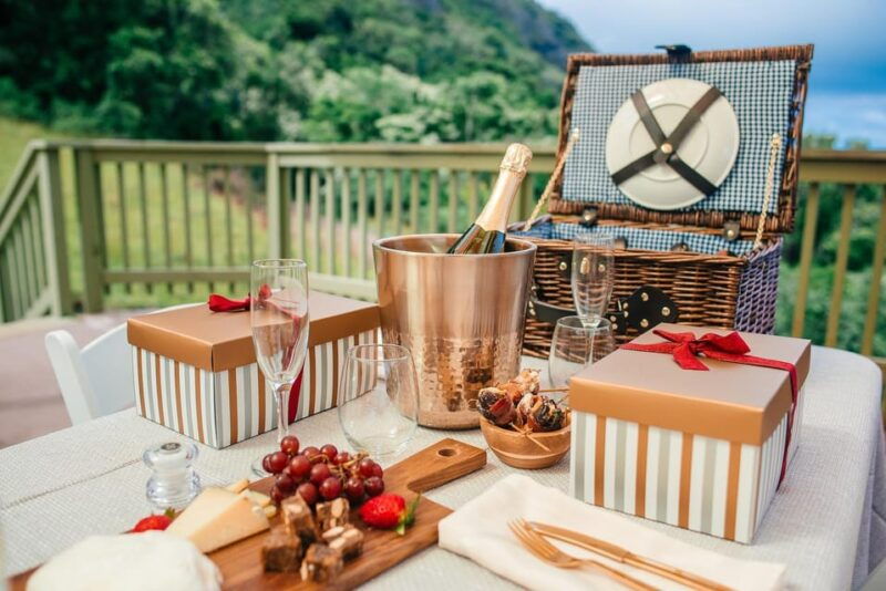 luxury-picnic-volcanoes-waterfalls-private-helicopter