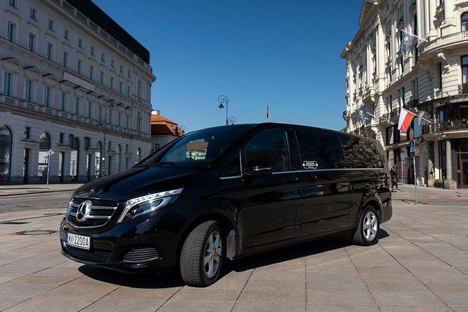 luxury-warsaw-chopin-airport-transfer-by-private-minivan-car