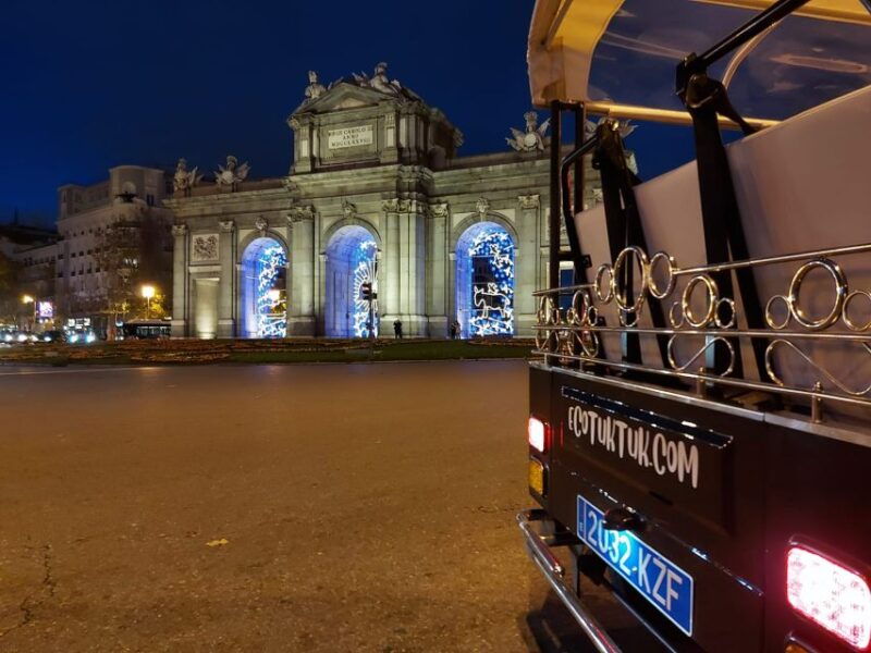 madrid-private-christmas-lights-tour-by-eco-tuk-tuk