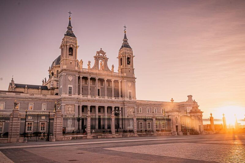 madrid-private-walking-tour-photo-shoot