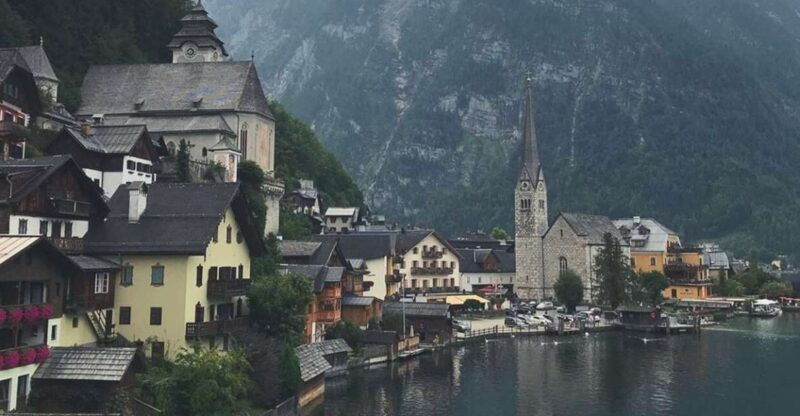 majestic-walking-tour-of-hallstatt-2