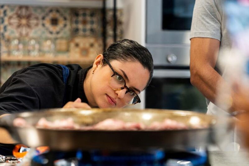 malaga-spanish-cooking-workshop-with-paella-and-sangria