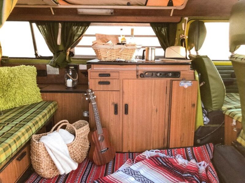malibu-beach-surf-tour-in-a-vintage-vw-van-2