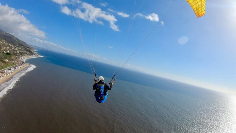 malibu-hills-to-beach-tandem-paragliding-flight-adventure