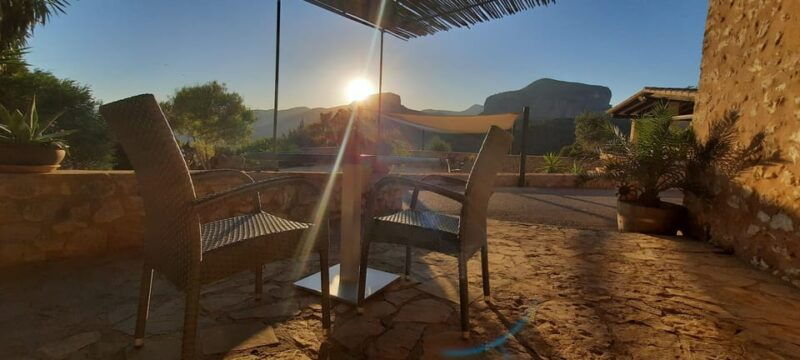 mallorca-sunset-wine-tasting-minibus-tour-english-guide