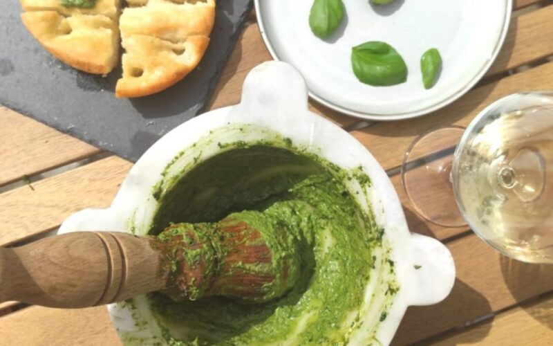 manarola-authentic-pesto-making-class-at-cinque-terre