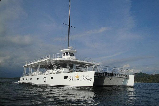 manuel-antonio-catamaran-tour