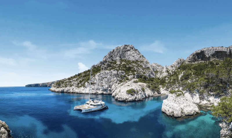 marseille-catamaran-day-trip-with-meals-in-the-calanques