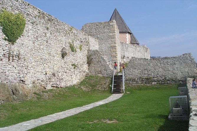 medvedgrad-fortress-half-day-guided-walking-tour-from-zagreb