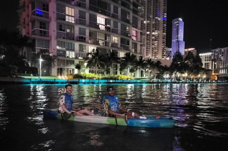 miami-city-lights-sup-or-kayak-night-tour