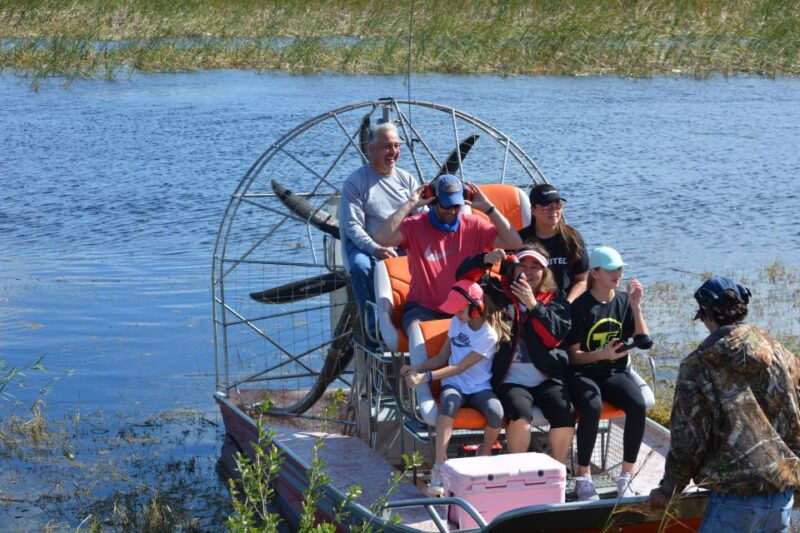 miami-everglades-river-of-grass-small-airboat-wildlife-tour