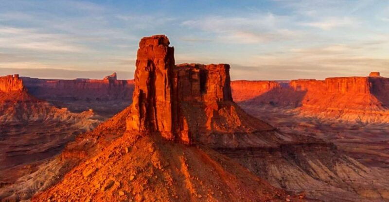 moab-canyon-country-sunset-helicopter-tour