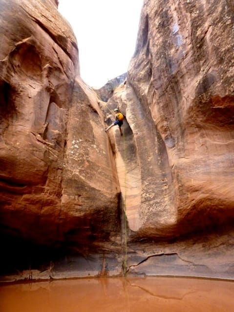 moab-chamisa-canyon-canyoneering-adventure