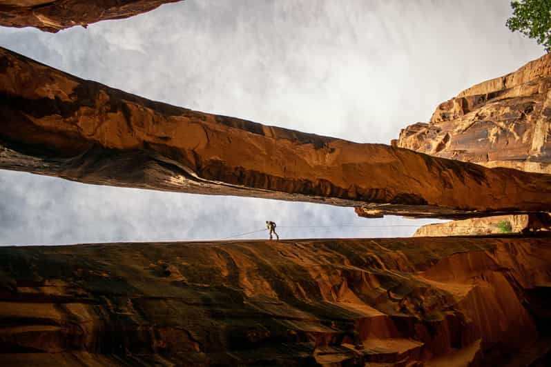 moab-ephedras-grotto-half-day-canyoneering