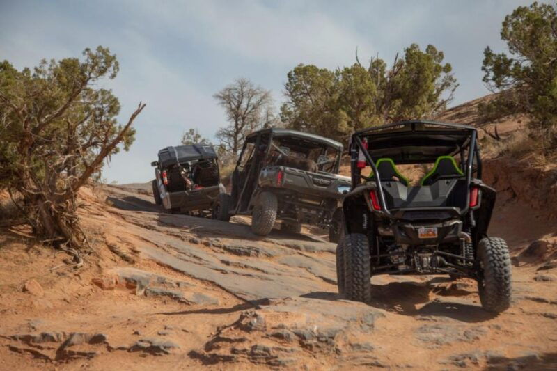 moab-self-driven-guided-sunset-utv-tour-to-fins-n-things