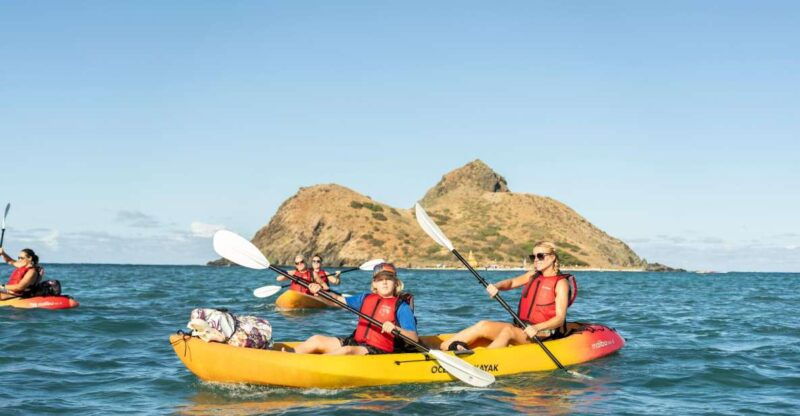 mokulua-islands-self-guided-kayak-adventure-2