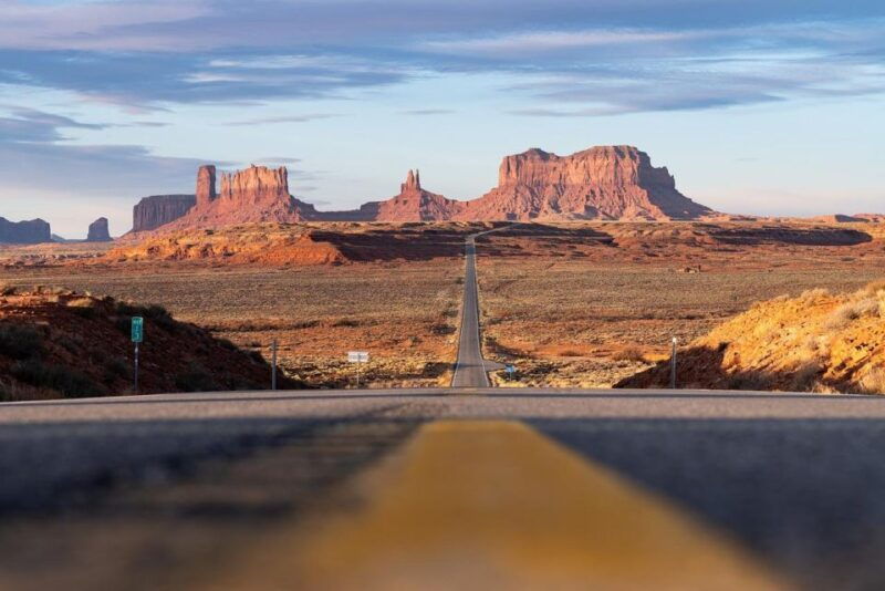 monument-valley-4x4-navajo-guided-tour