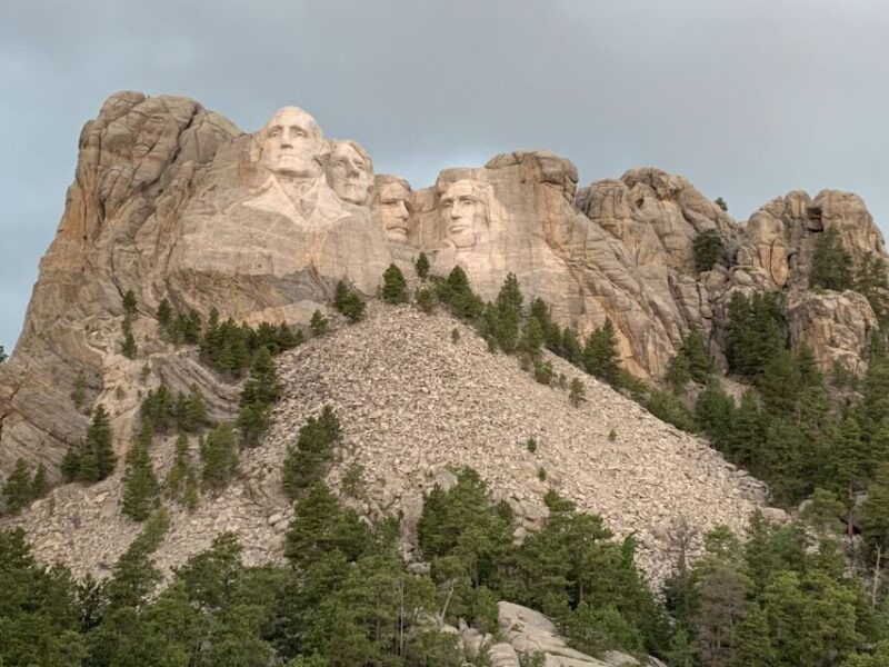 mt-rushmore-crazy-horse-custer-state-park-monument-tour