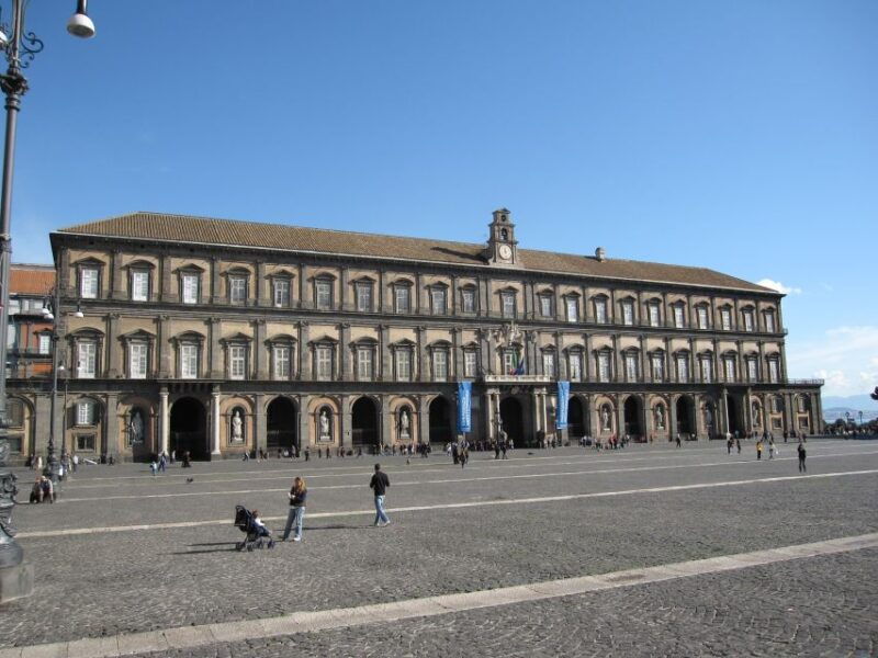 naples-city-and-street-food-market