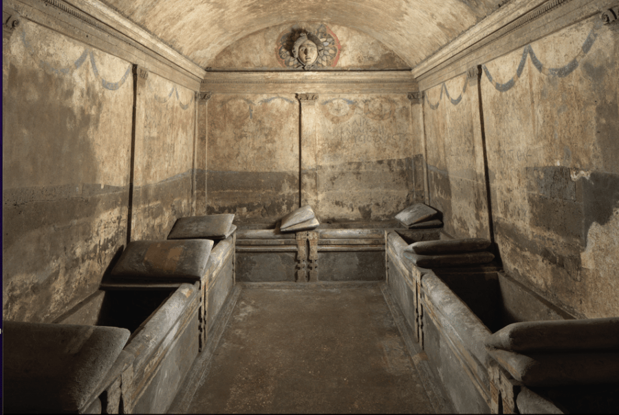 naples-hypogeum-of-cristallini-visit-with-audioguide