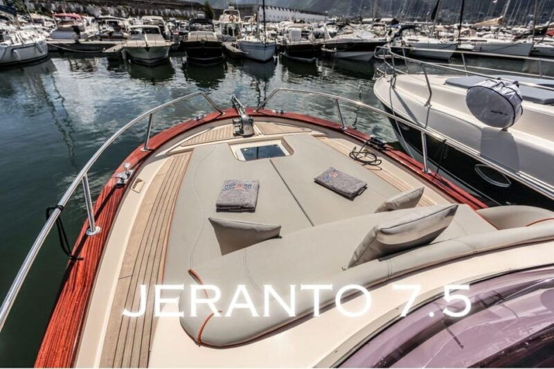 naples-ischia-and-procida-private-full-day-boat-tour