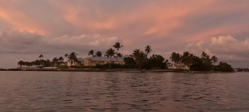naples-sunset-boat-tour-with-snacks-and-drinks