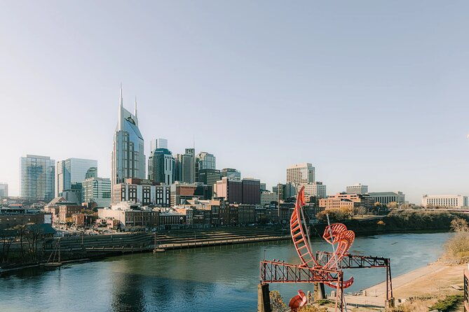 nashvilles-downtown-discovery-a-walk-through-music
