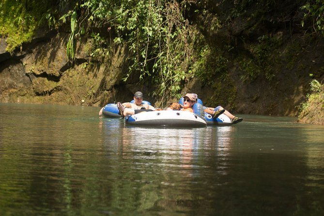 natives-corcvoadotubing-tube