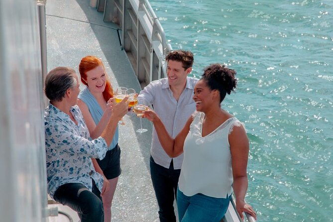 new-jersey-signature-bottomless-mimosa-brunch-cruise