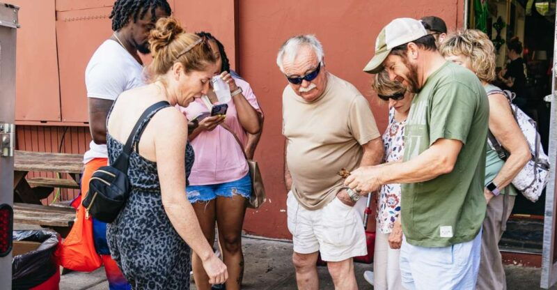 new-orleans-garden-district-food-drinks-history-tour