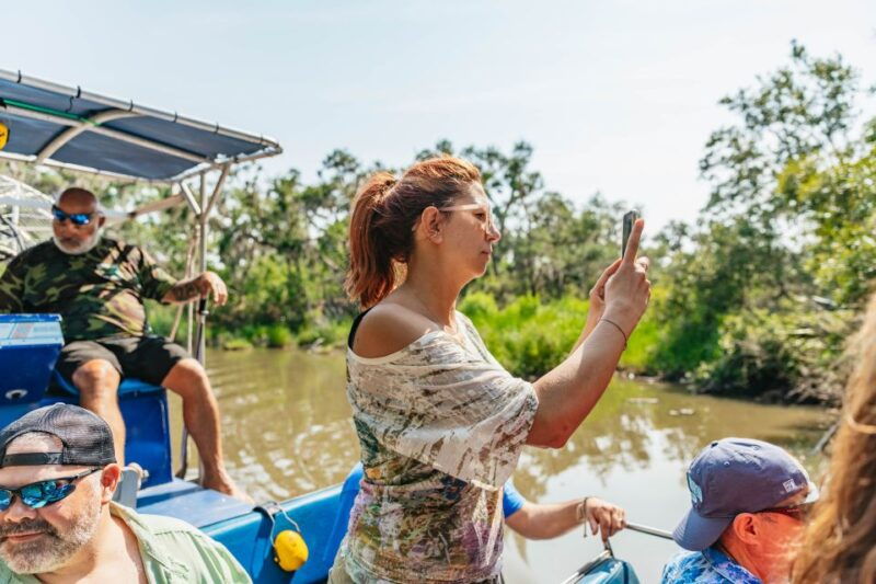 new-orleans-high-speed-9-passenger-airboat-tour